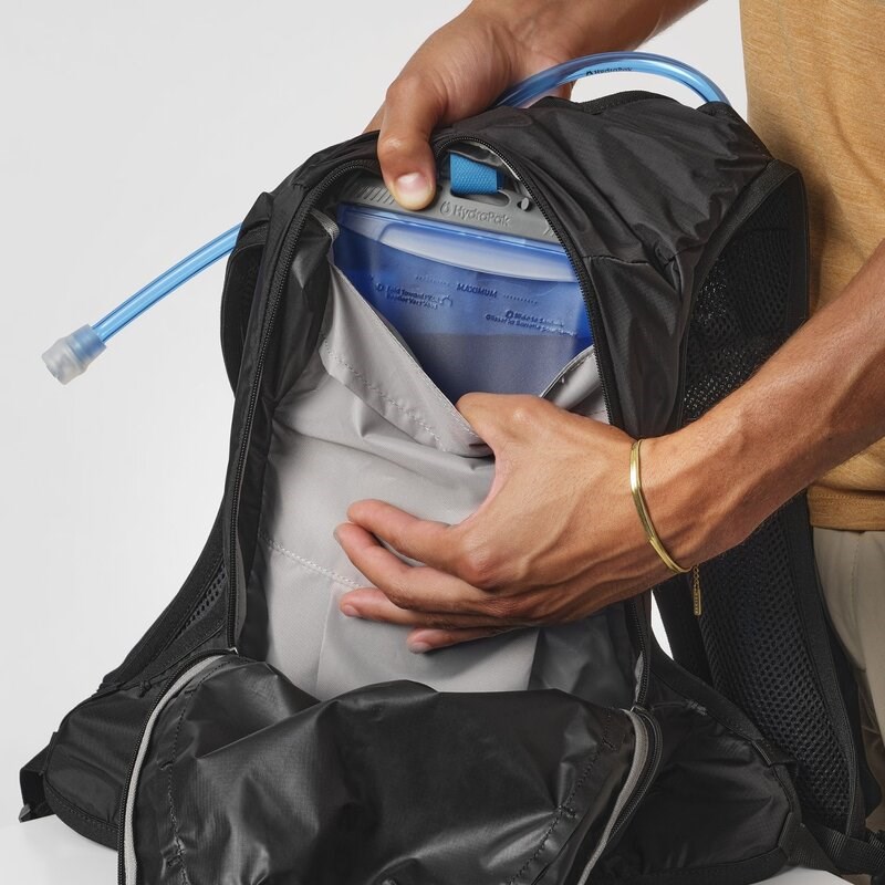 Neu Eingetroffen Salomon Rucksack CROSS 12 - SCHWARZ