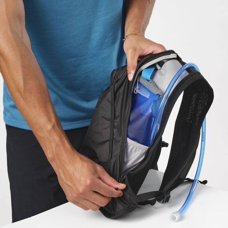 Neu Eingetroffen Salomon Rucksack CROSS 4 - SCHWARZ