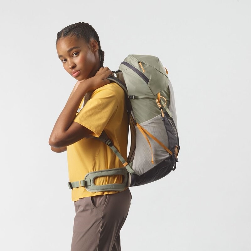 Neu Eingetroffen Salomon Rucksack AEROTREK 28 WOMEN - Seegras/Silberwolke/Eisen 9